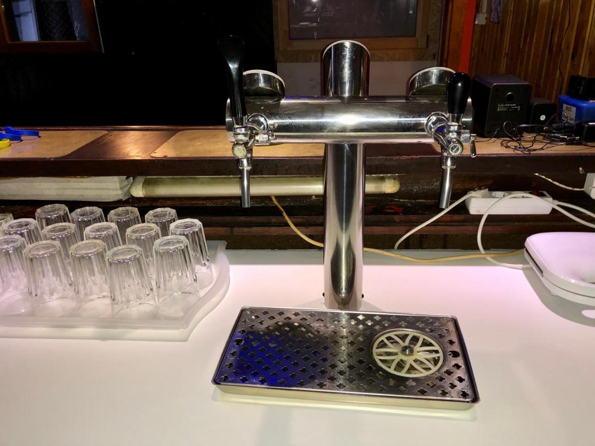 Whole Basemenet Former Pub4 Stag Do/Hen Party Budapest Ngoại thất bức ảnh